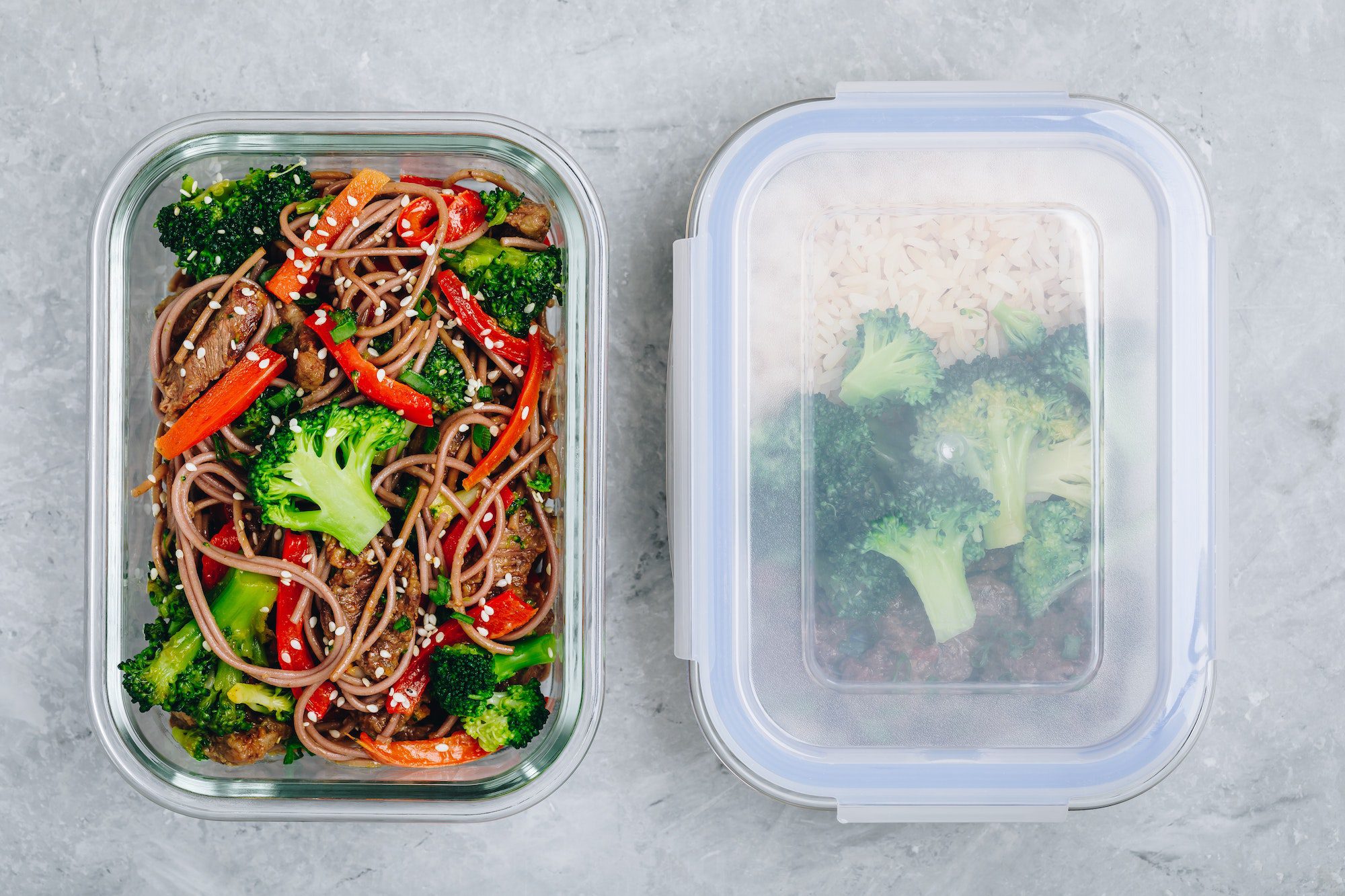 Beef broccoli noodles stir fry meal prep lunch box container